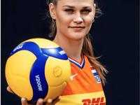 PG模拟器-冲刺阶段夏洛特黄蜂备战意甲；调整名单细节曝光；震撼外界；阵容厚度经受考验的简单介绍