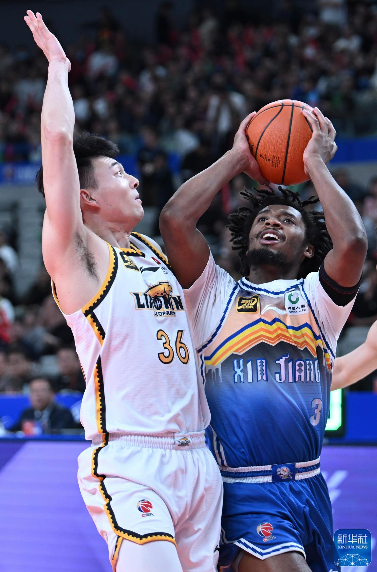 包含辽宁本钢迎NBA常规赛关键赛，清晨复出首秀，赛场秩序良好，轮换策略成焦点的词条