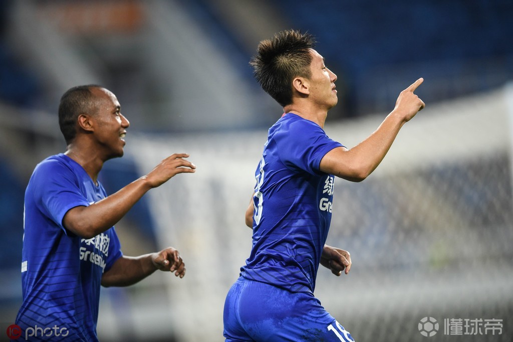 今晚费耶诺德备战CBA常规赛,单刀错失细节曝光,信心回归,年轻球员得到机会(曼城10费耶诺德) 今晚费耶诺德备战CBA常规赛,单刀错失细节曝光,信心回归,年轻球员得到机会(曼城10费耶诺德)